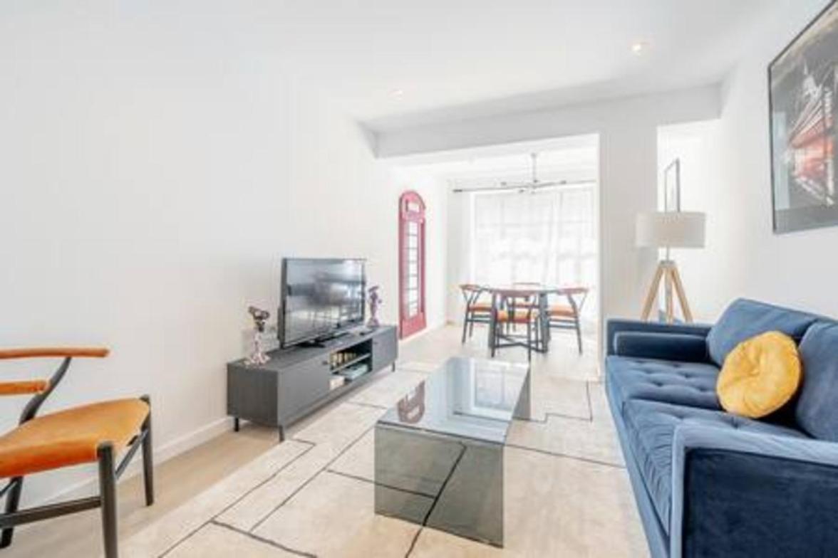 Brand-new 2bed In Fantastic East Location Appartamento *