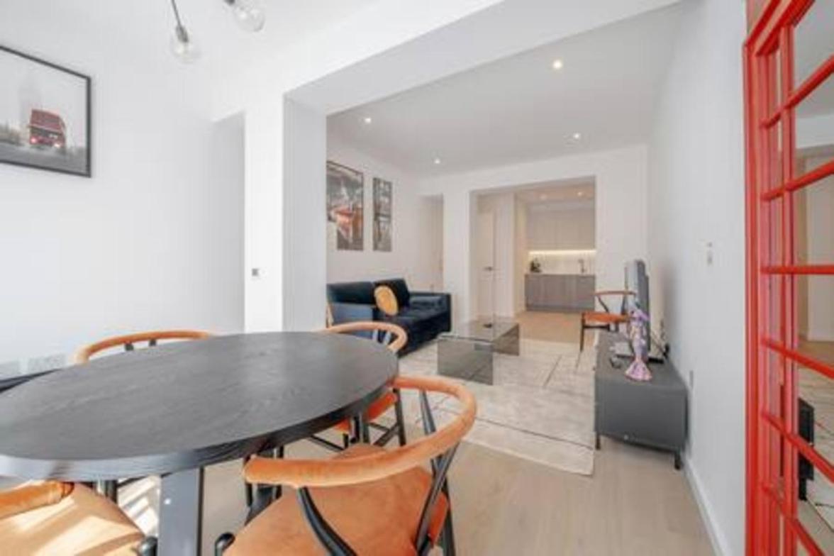 Brand-new 2bed In Fantastic East Location Appartamento